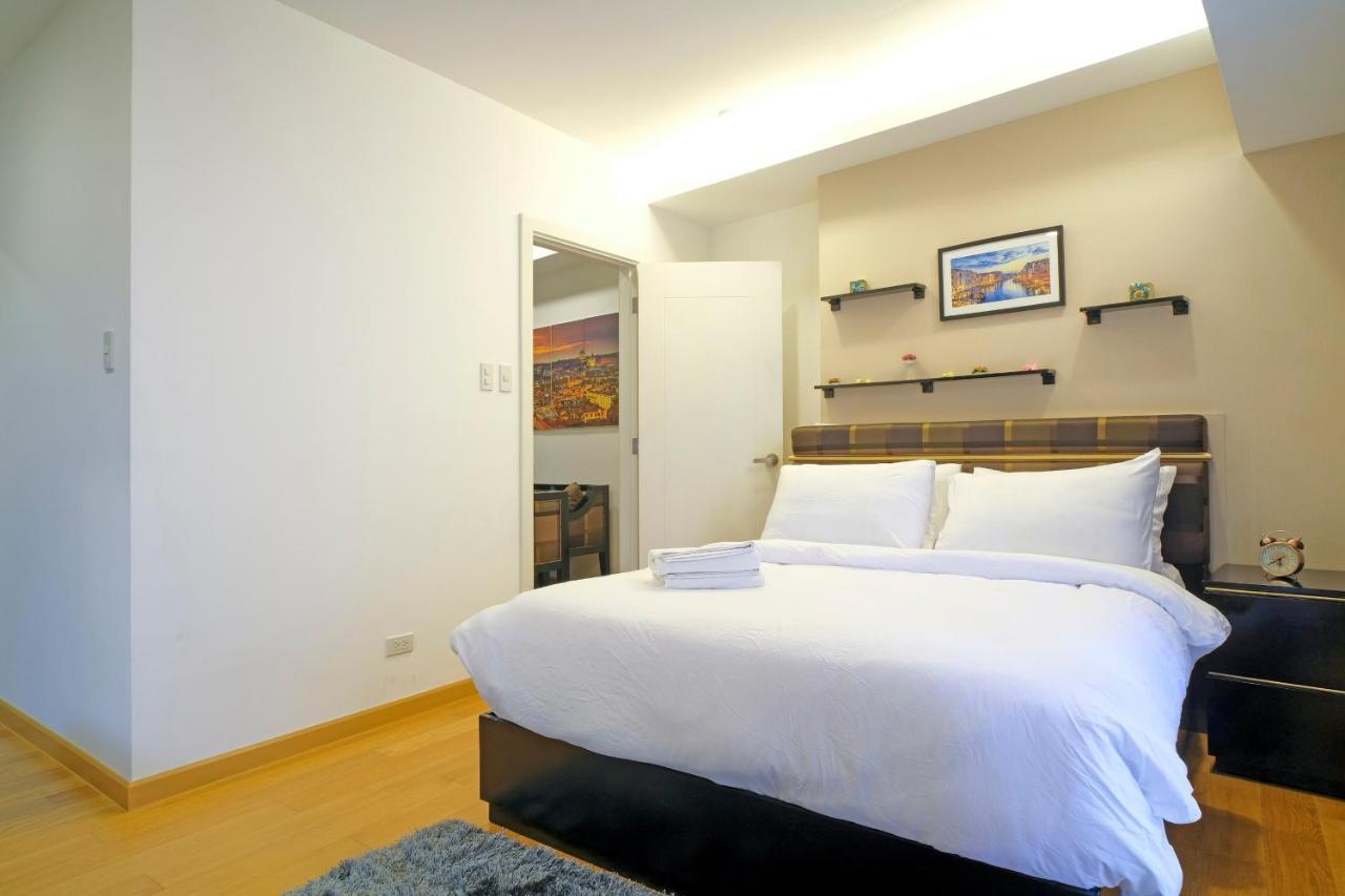 Milano Versace Suites San Pedro Makati Exterior foto